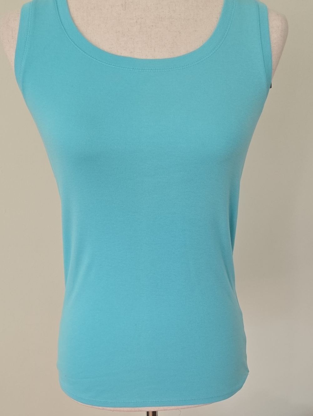 NWT J. Jill Scoop Neck Tank Top in Aqua Blue